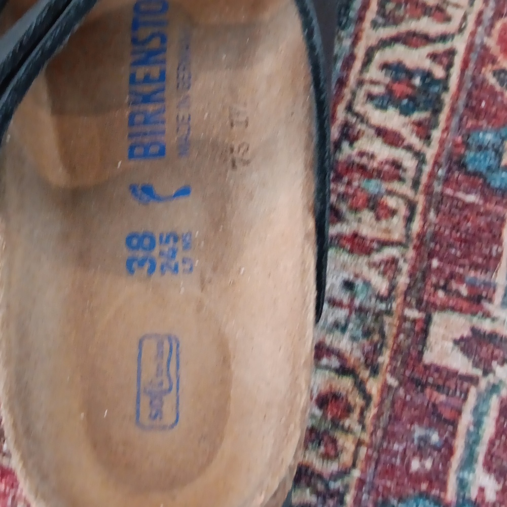 NWOT Birkenstock Black Leather Florida Sandals, Cork Footbed, Size 38. Narrow. - Picture 2 of 3
